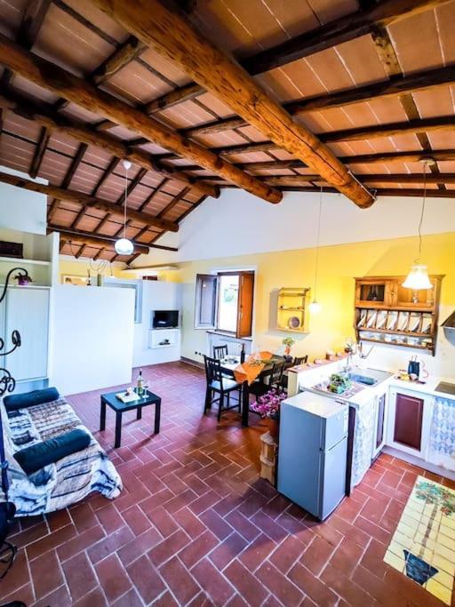 La Casa Nella Vigna Colline Del Vino Lejlighed Capannori Eksteriør billede